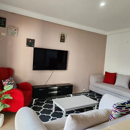 Duplex Bien Equipe Securise Avec Jardin Et Veranda La Marsa Exterior photo
